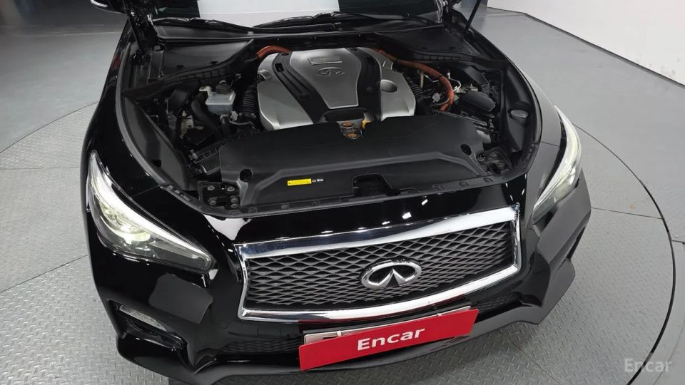 Infiniti Q50