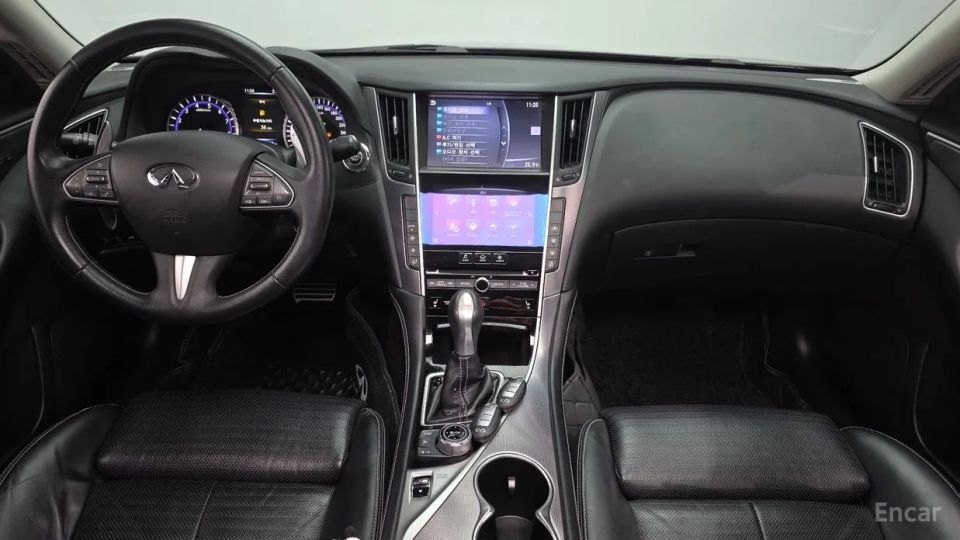 Infiniti Q50