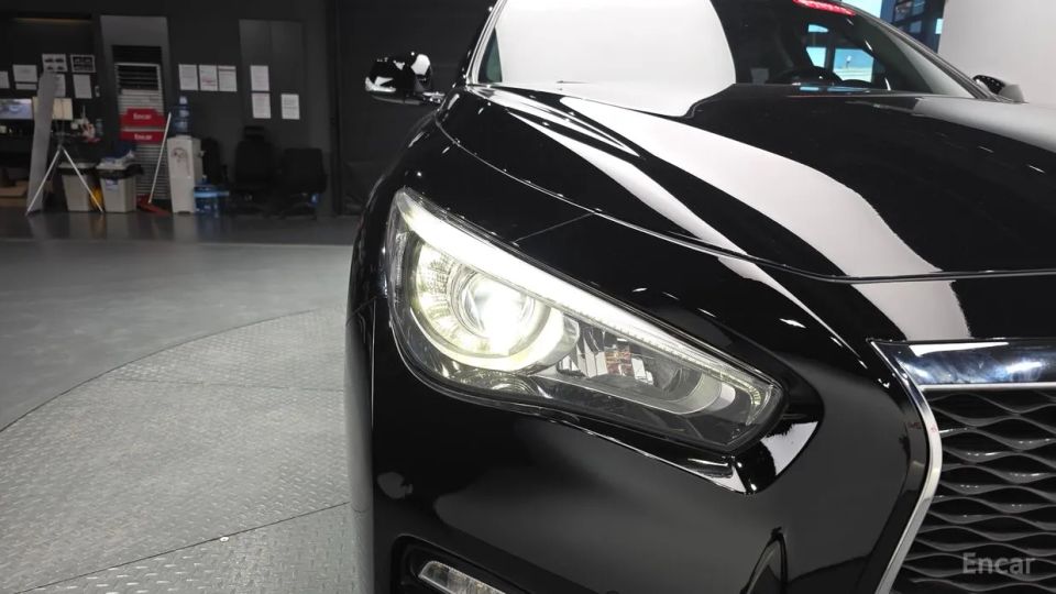 Infiniti Q50