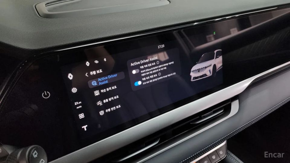 Renault-KoreaSamsung Grand Koleos