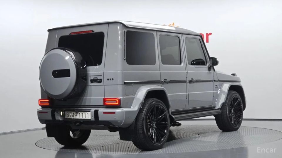 Mercedes-Benz G-Class