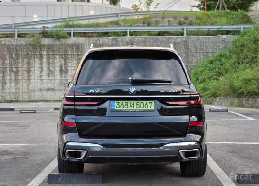 BMW X7