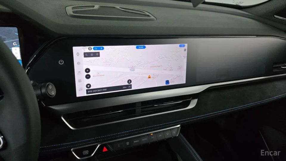 Renault-KoreaSamsung Grand Koleos