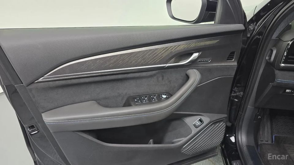 Renault-KoreaSamsung Grand Koleos