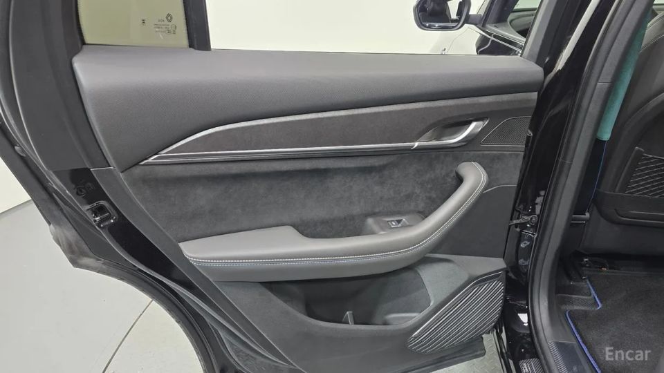 Renault-KoreaSamsung Grand Koleos
