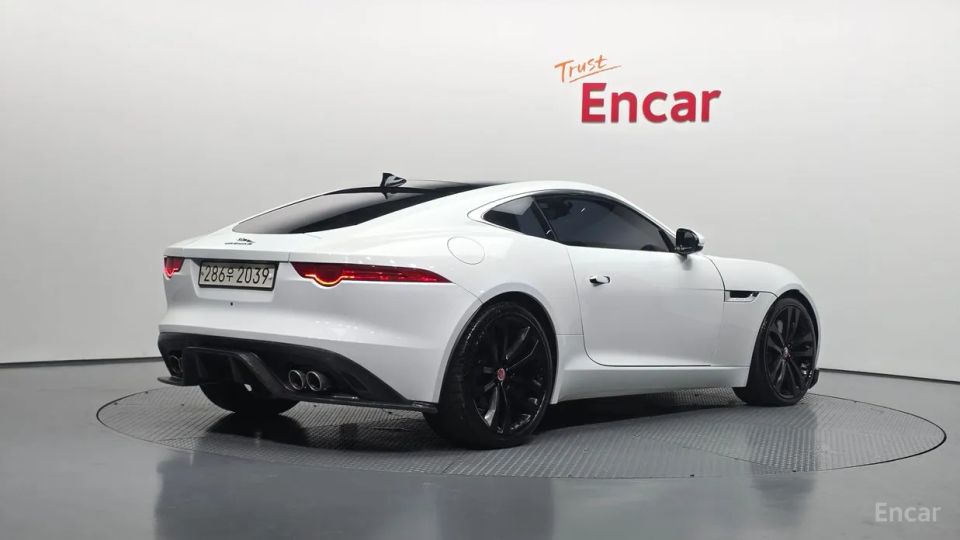 Jaguar F-TYPE