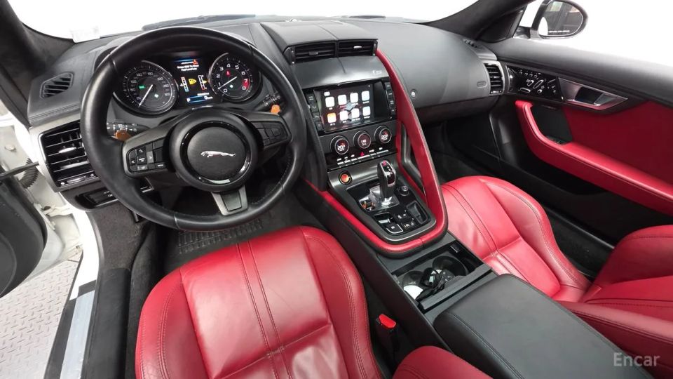 Jaguar F-TYPE