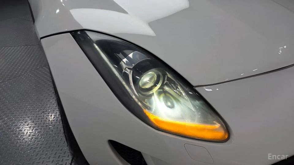 Jaguar F-TYPE