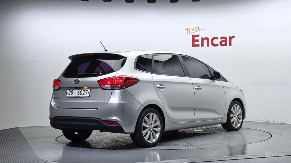 Kia Carens