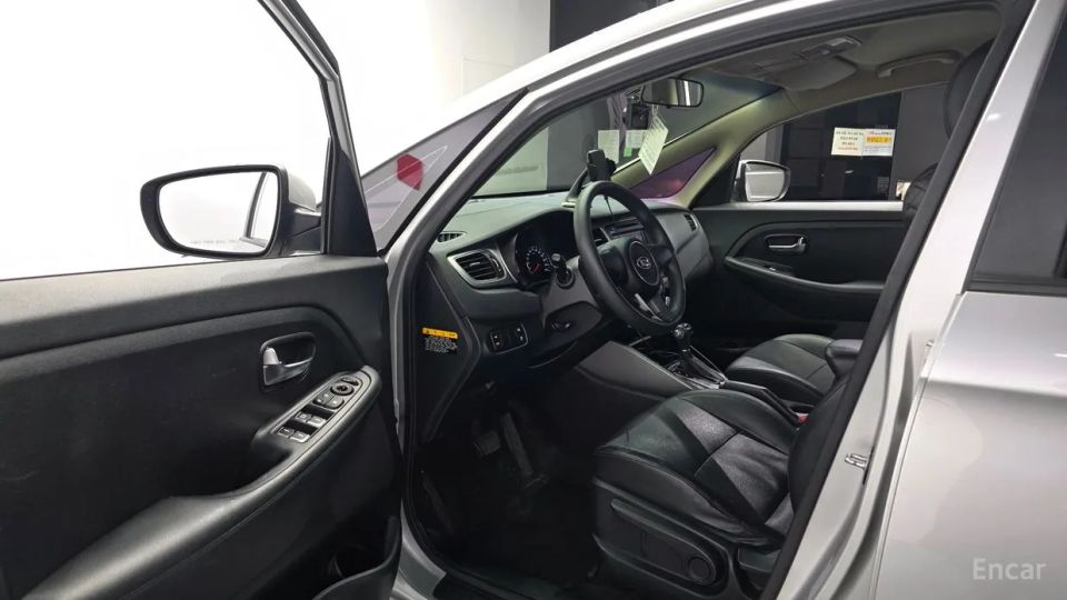 Kia Carens