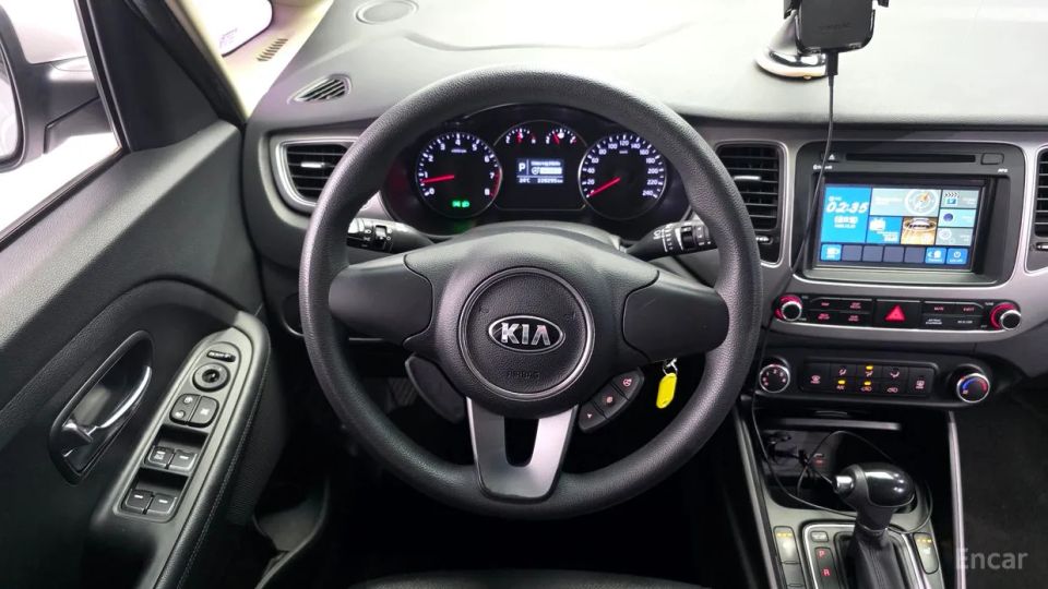 Kia Carens