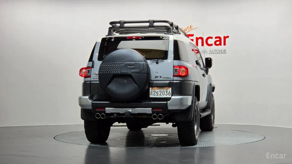 Toyota FJ Cruiser