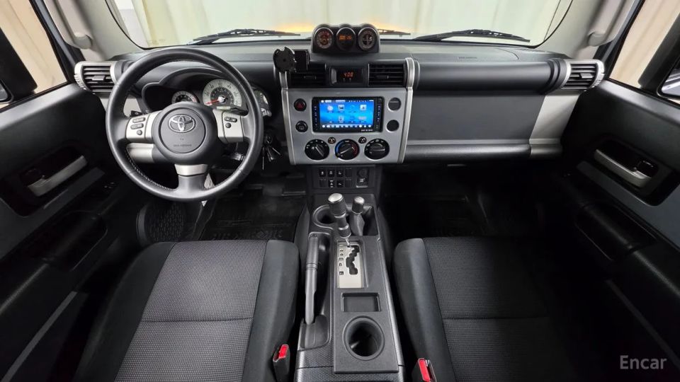 Toyota FJ Cruiser