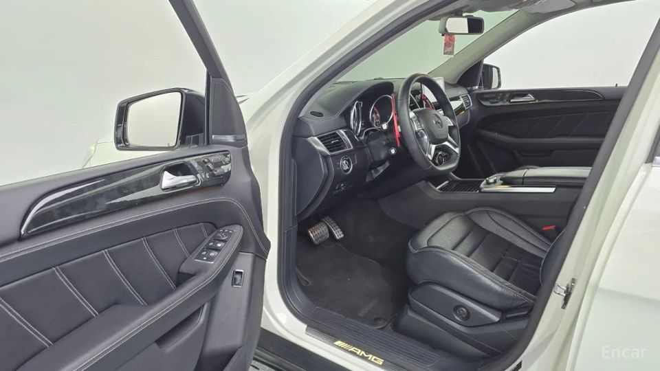 Mercedes-Benz M-class