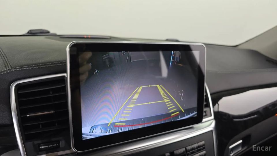 Mercedes-Benz M-class