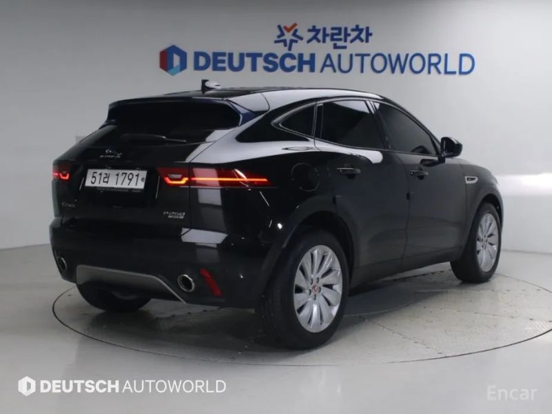 Jaguar E-PACE