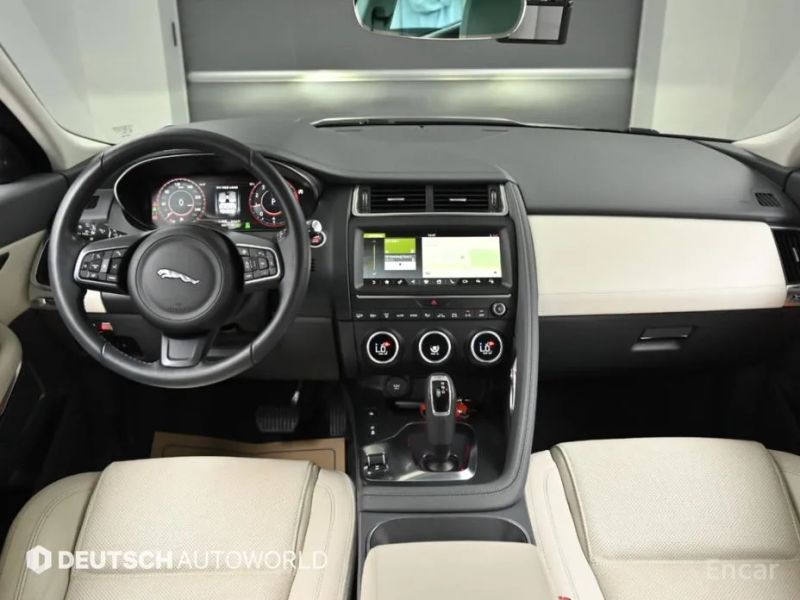 Jaguar E-PACE