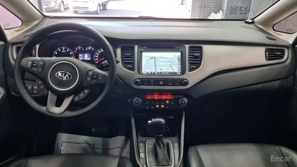 Kia Carens