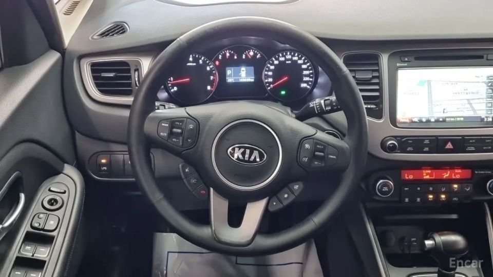Kia Carens