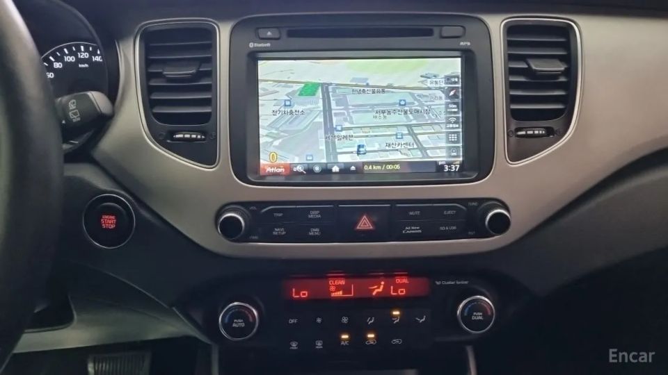 Kia Carens