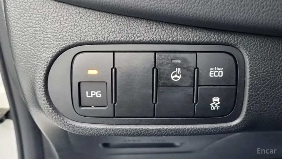 Kia Carens
