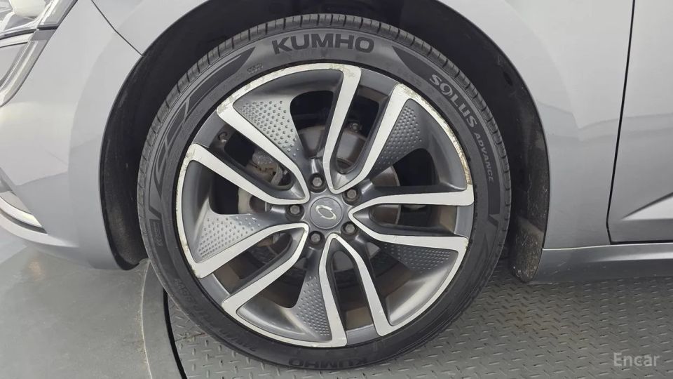 Renault-KoreaSamsung SM6