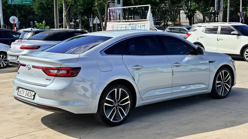 Renault-KoreaSamsung SM6