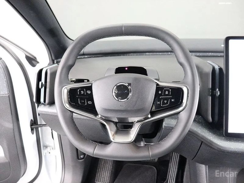 Volvo EX30