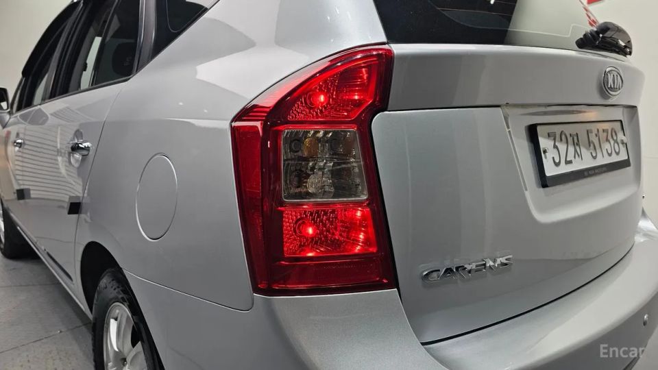 Kia Carens