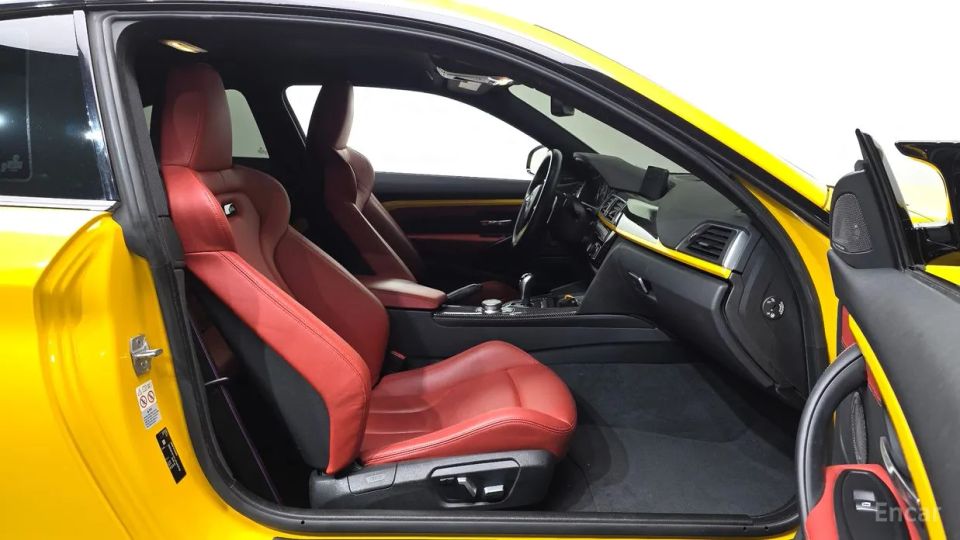 BMW M4