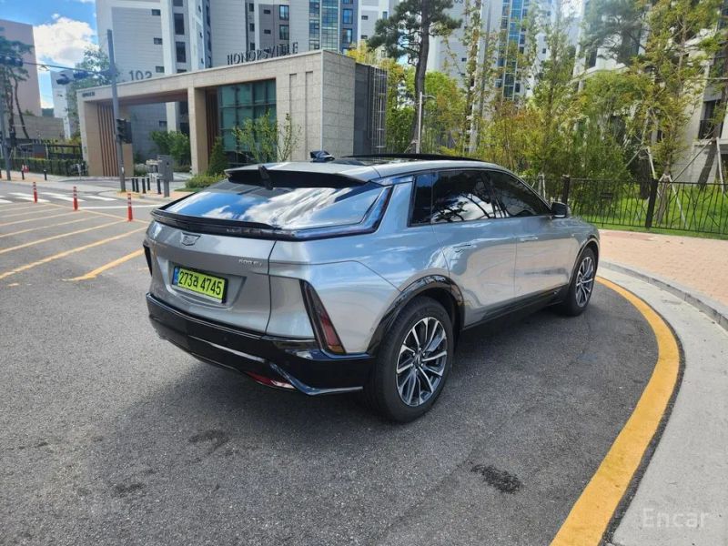Cadillac Lyriq