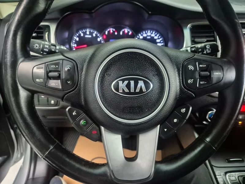 Kia Carens