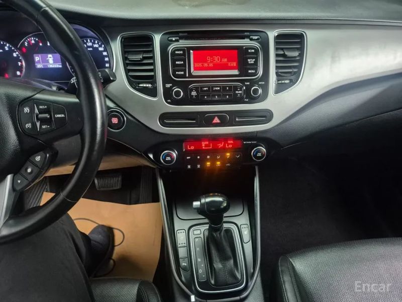 Kia Carens