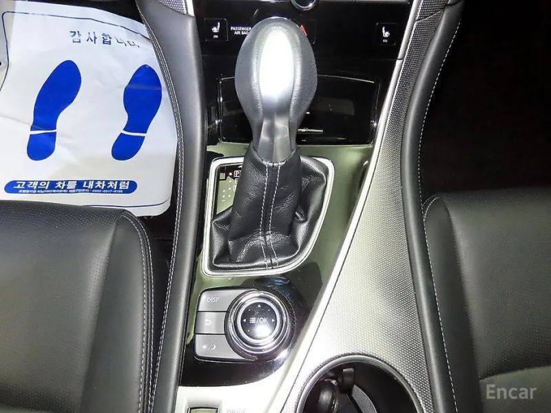 Infiniti Q50
