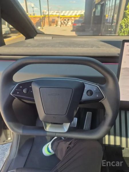 Tesla Cybertruck