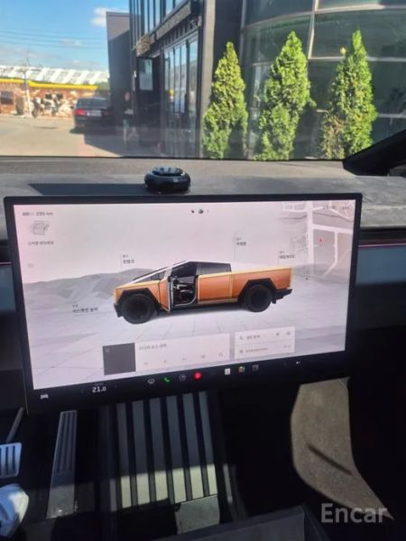 Tesla Cybertruck