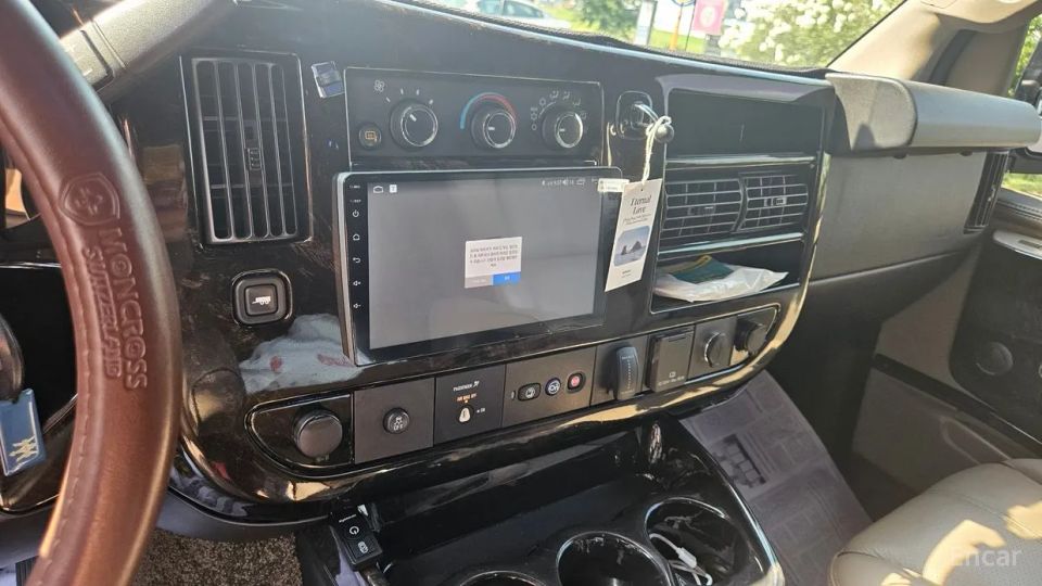 Chevrolet Express Van