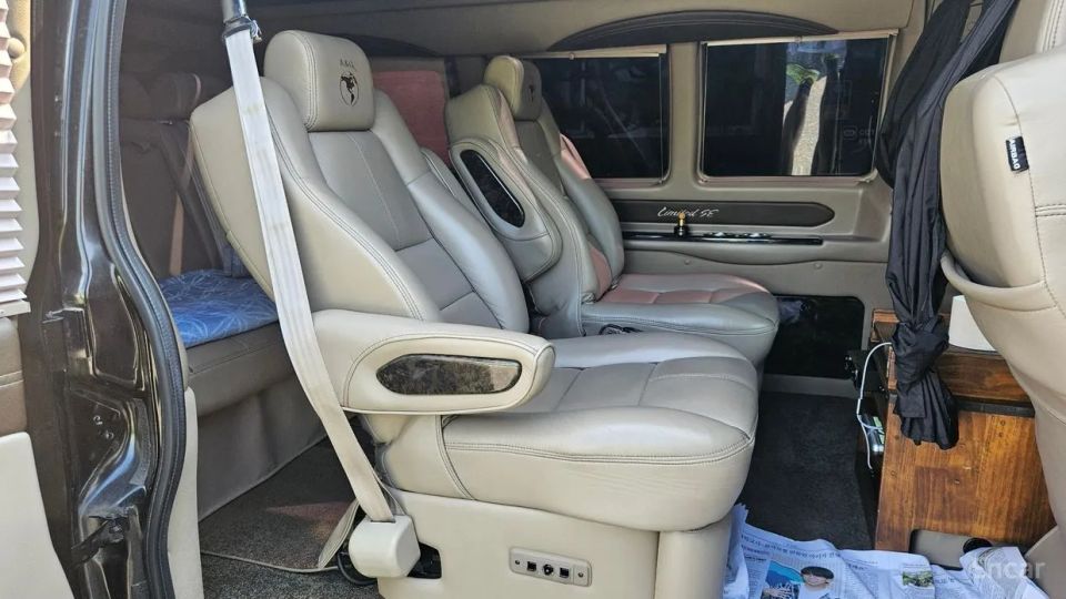 Chevrolet Express Van