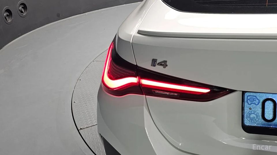 Bmw I4