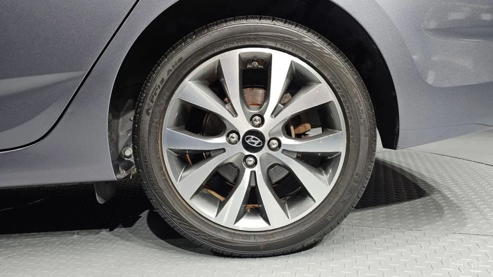 Hyundai Accent