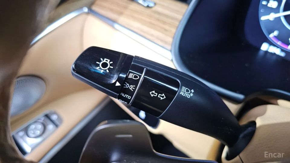 Kia K9
