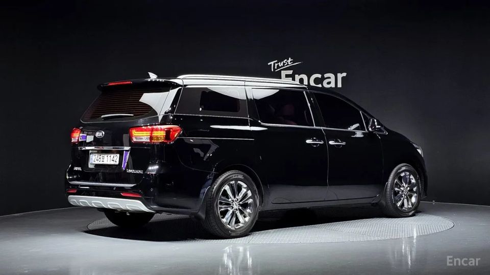 Kia Canival