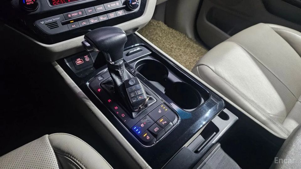Kia Canival