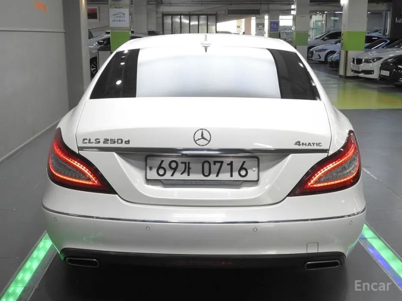 Mercedes-Benz CLS-Class