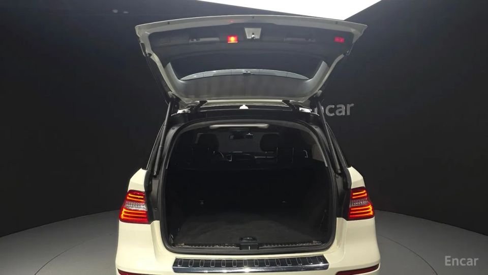 Mercedes-Benz M-class