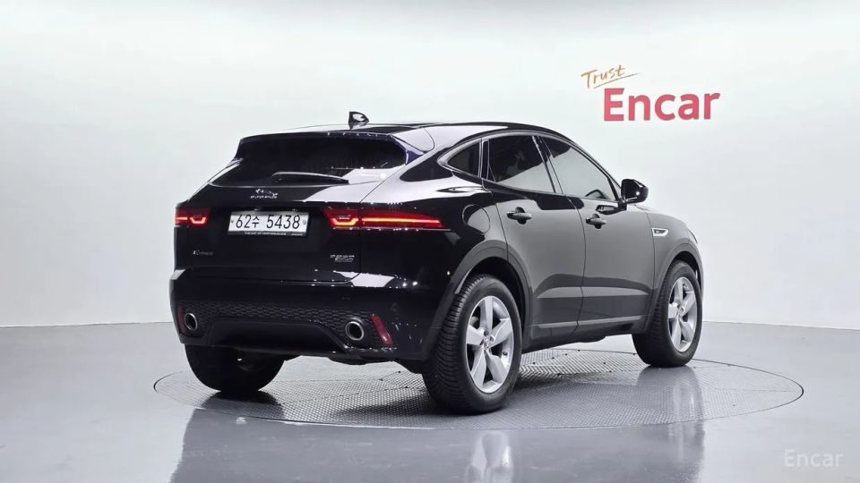Jaguar E-PACE