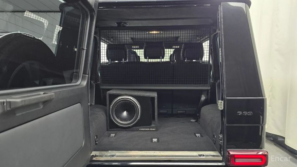 Mercedes-Benz G-Class
