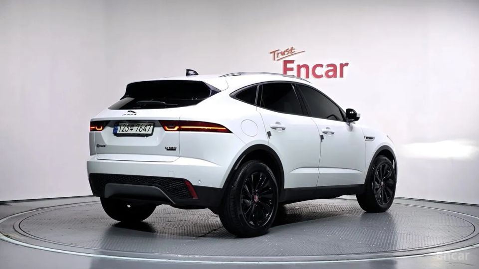 Jaguar E-PACE