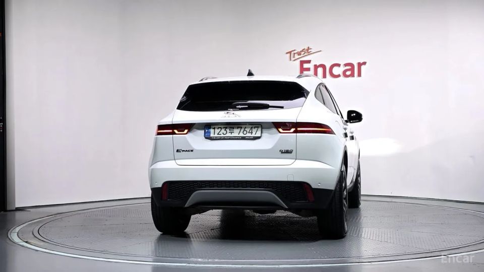 Jaguar E-PACE