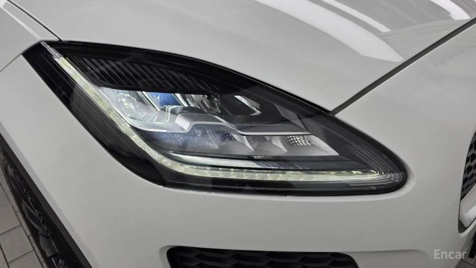 Jaguar E-PACE